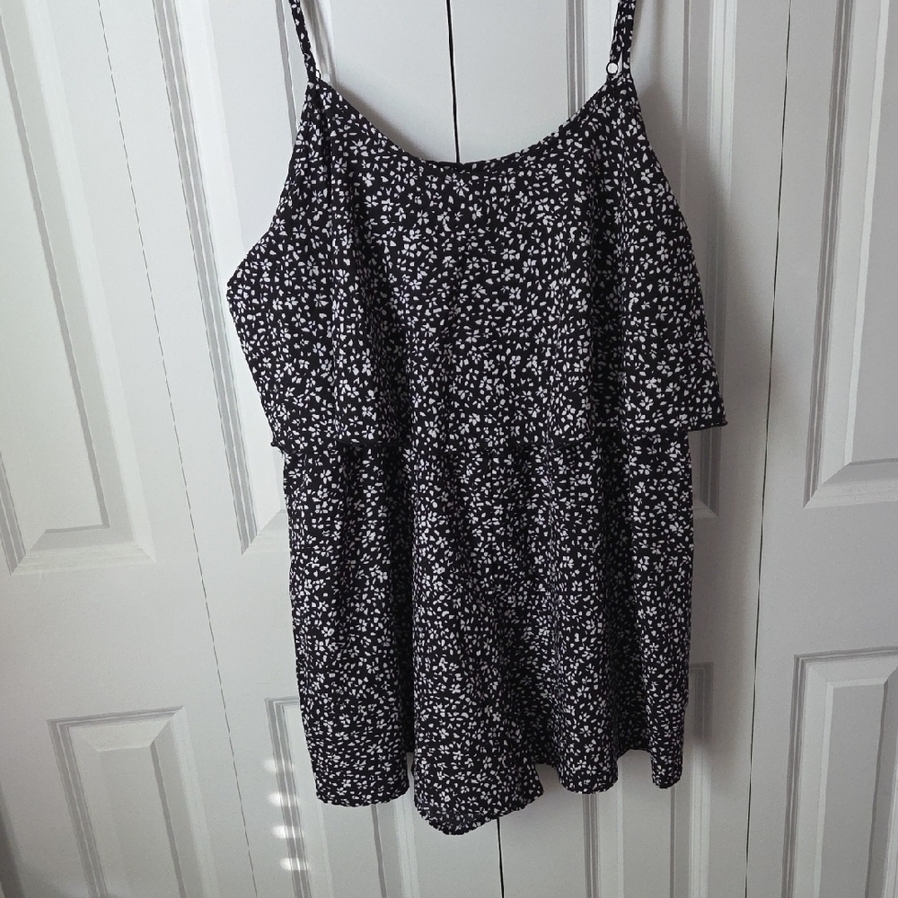 SHEIN Black and White Floral Romper